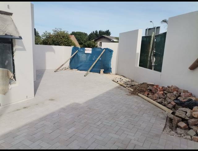 3 BEDROOM TOWNHOUSE TO LET IN RIDGEWORTH